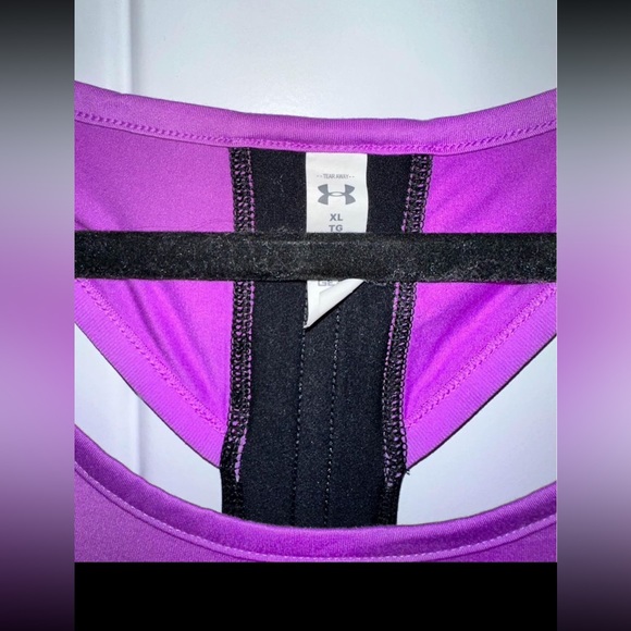 Under Armour open back tank size XL - Picture 5 of 5